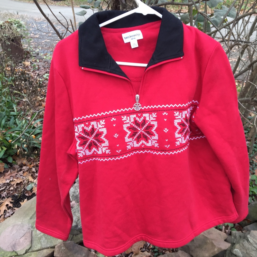 Red women’s pullover